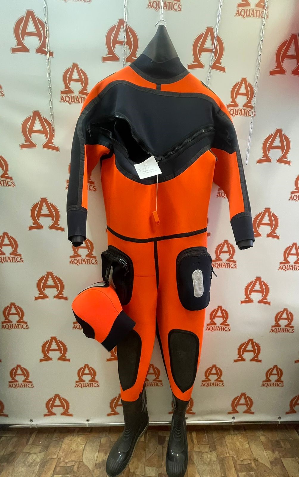 картинка Гидрокостюм спасателя ГКС-2/15 (выставочный образец) от магазина Акватикс